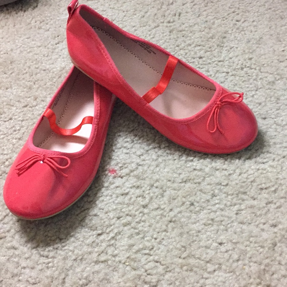 Cute flats! Brand New Never Worn